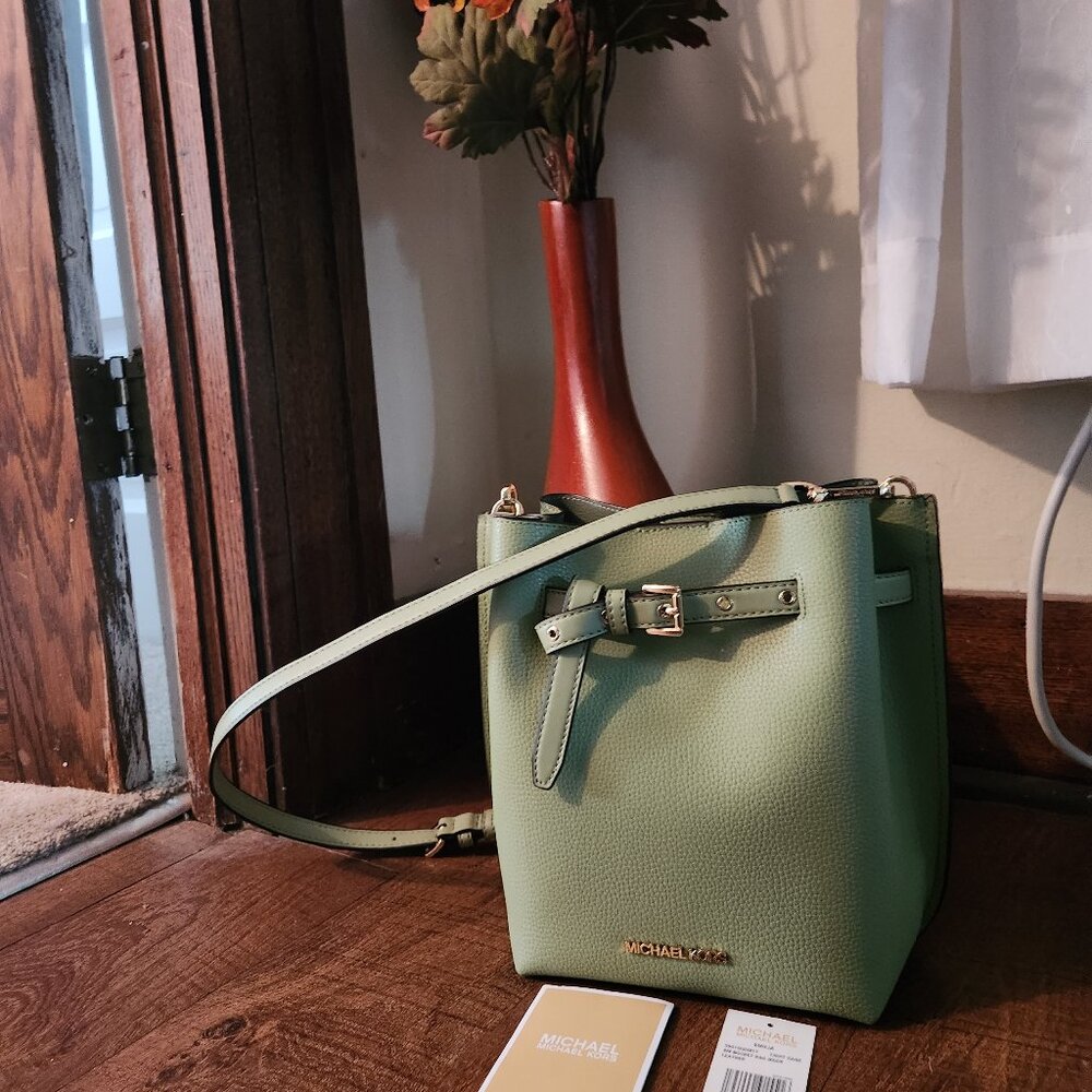 Michael Kors Emilia SM Leather Bucket Bag Msgr Shoulder Purse